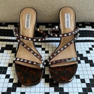 Brand new Steve Madden heels size 9